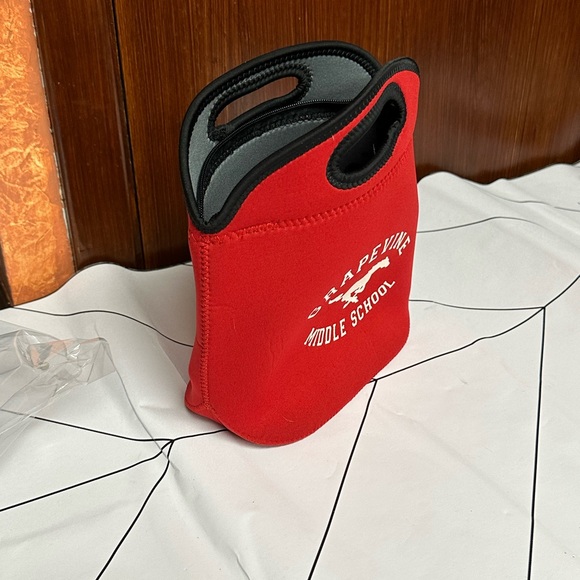 Neoprene Lunch Bag - Grapeville middle School - Picture 11 of 12